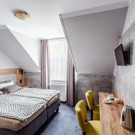 Kosowka Czarna Gora 3*