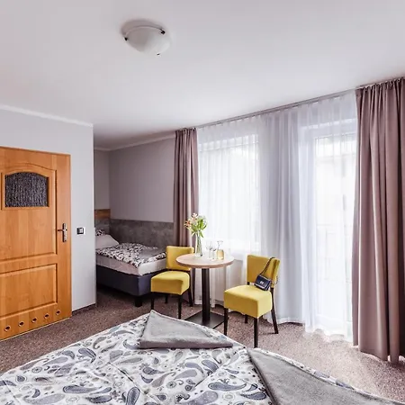 Kosowka Czarna Gora 3*