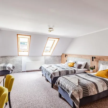 Kosowka Czarna Gora 3*