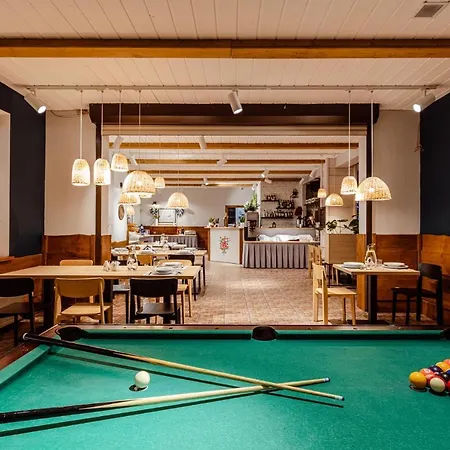 Kosowka Czarna Gora 3*