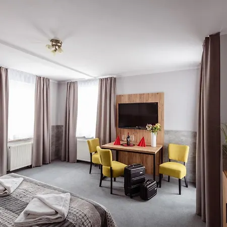 Kosówka Czarna Góra Nocleg ze śniadaniem 3*