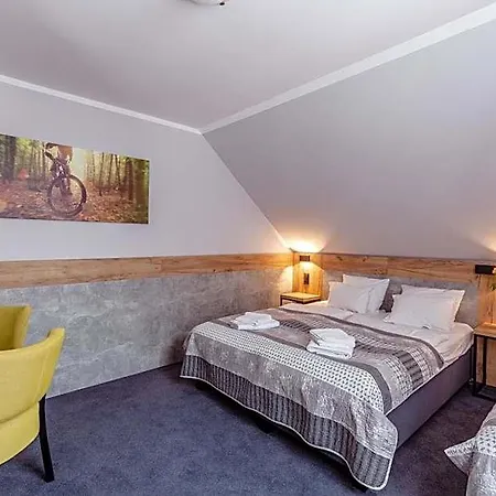 Frühstückspension Kosowka Czarna Gora 3*