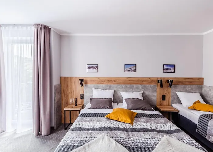 Kosowka Czarna Gora 3*