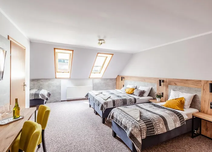 Kosowka Czarna Gora 3*